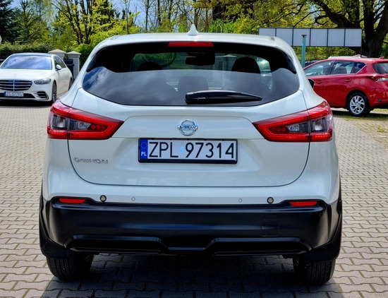 Nissan Qashqai cena 67900 przebieg: 101000, rok produkcji 2018 z Stęszew małe 277